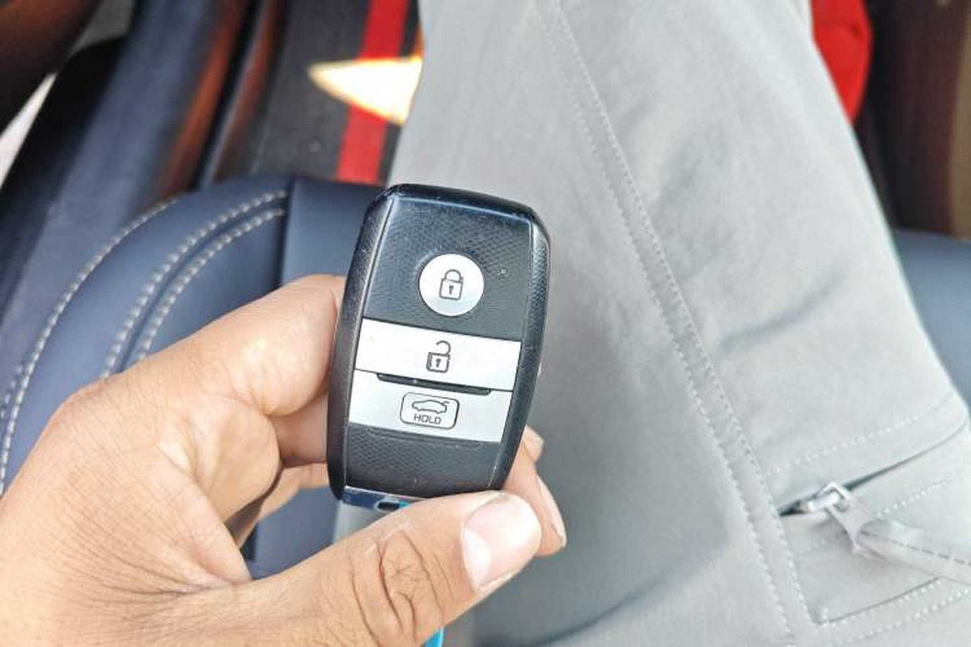 Used Kia K3 2015 1.6L Automatic GLS Vehicle Key