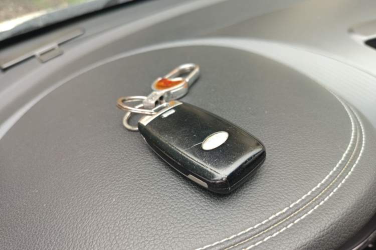 Used Kia K3 2015 1.6L Automatic GLS Vehicle Key