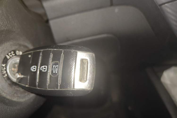 Used Kia K3 2015 1.6L Manual GLS Vehicle Key