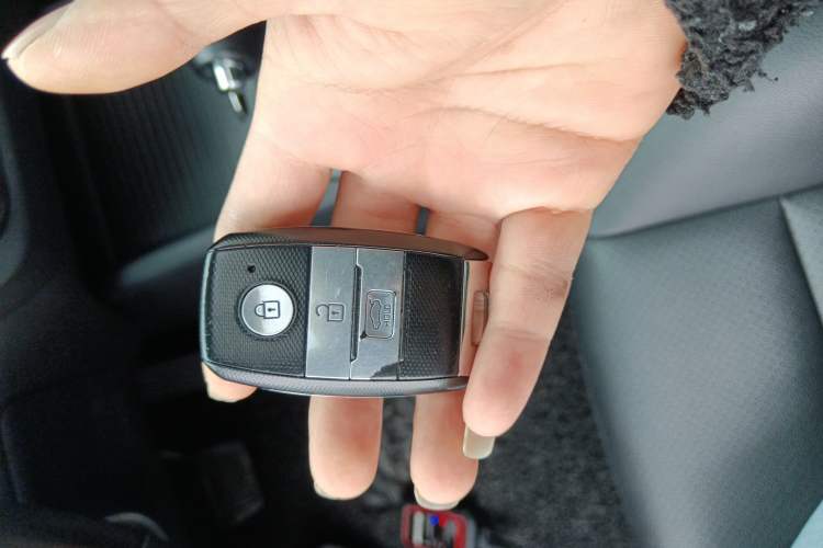 Used Kia K3 2015 1.6L Automatic GLS Vehicle Key