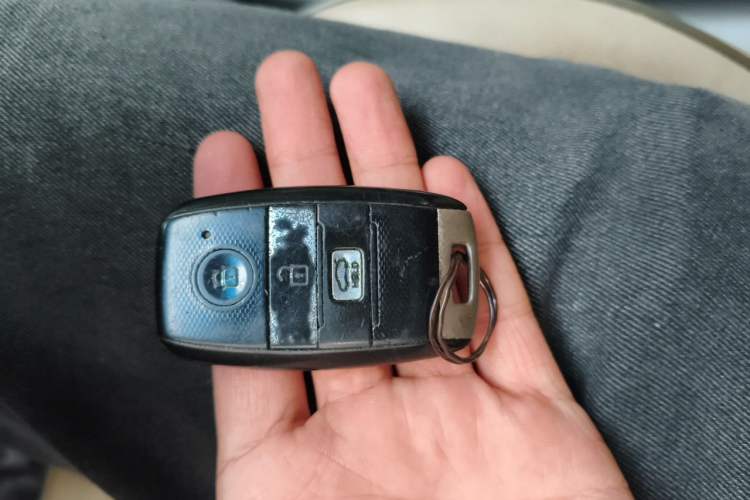 Used Kia K3 2015 1.6L Automatic GLS Vehicle Key