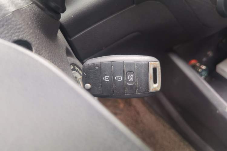Used Kia K3 2015 1.6L Manual GL Vehicle Key