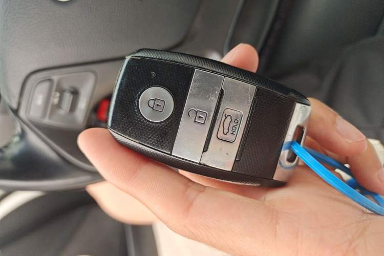 Used Kia K3 2015 1.6L Automatic GLS Vehicle Key