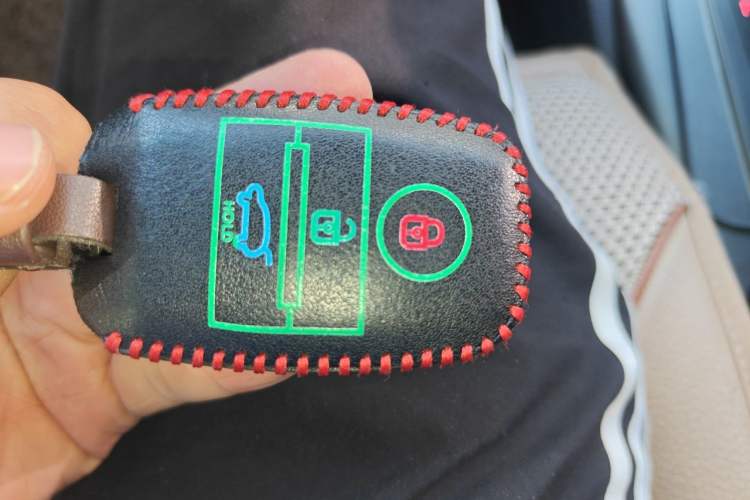 Used Kia K3 2015 1.6L Automatic DLX Vehicle Key
