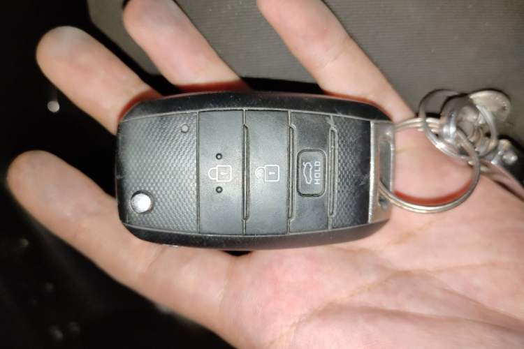 Used Kia K3 2015 1.6L Manual GLS Vehicle Key