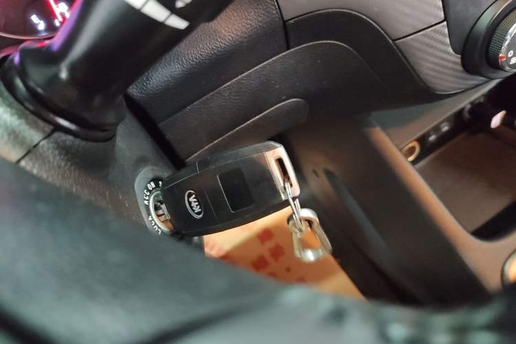 Used Kia K3 2015 1.6L Manual GLS Vehicle Key
