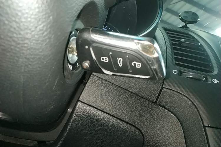 Used Kia K3 2015 1.6L Automatic GL Vehicle Key
