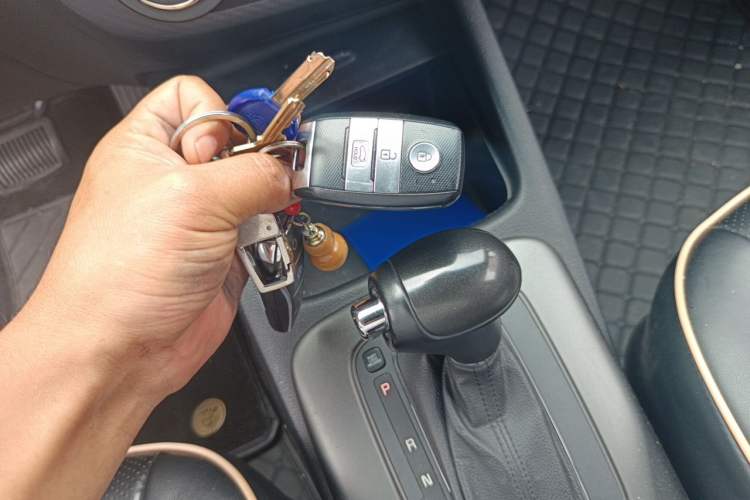 Used Kia K3 2015 1.6L Automatic GLS Vehicle Key