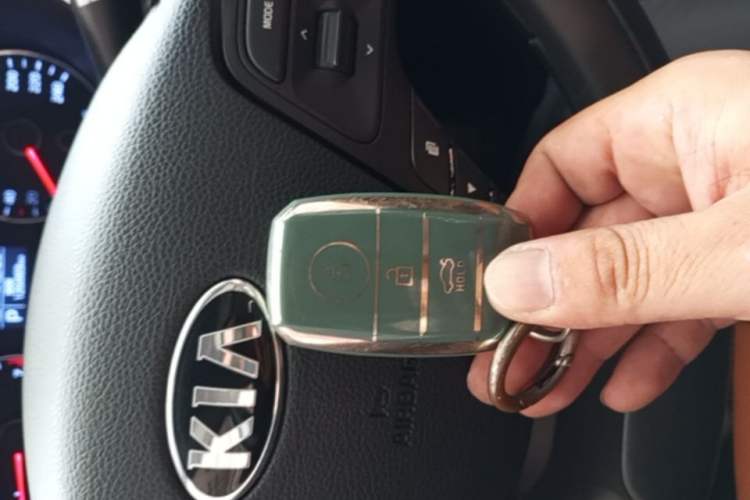 Used Kia K3 2015 1.6L Automatic GLS Vehicle Key