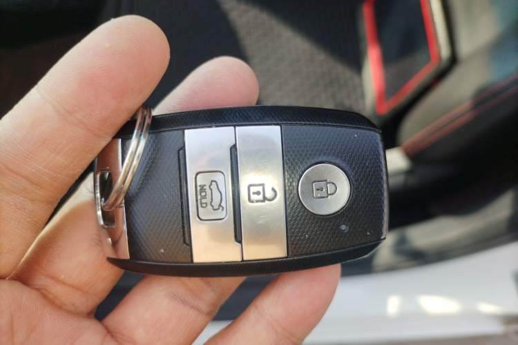 Used Kia K3 2015 1.6L Automatic GLS Vehicle Key