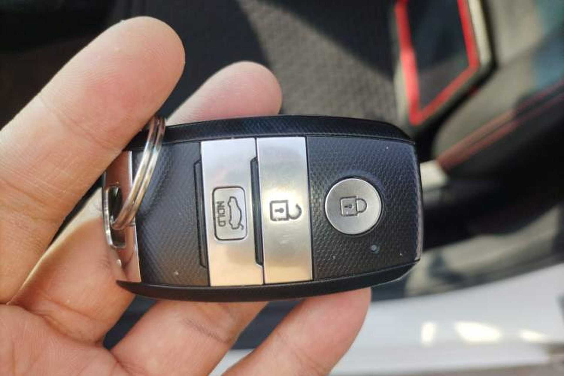 Used Kia K3 2015 1.6L Automatic GLS Vehicle Key