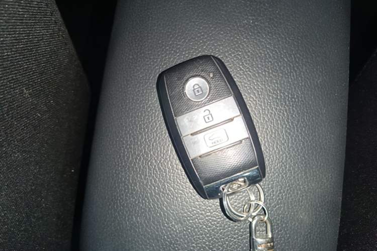 Used Kia K3 2015 1.6L Automatic GLS Vehicle Key