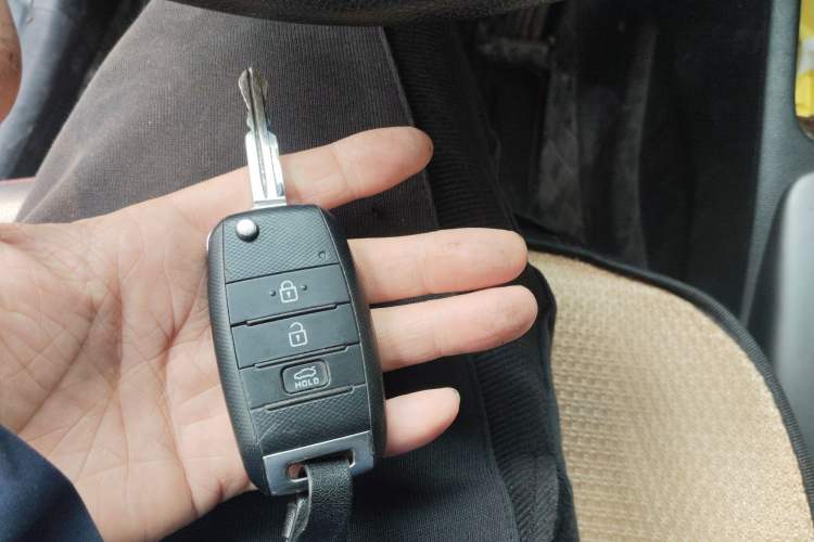 Used Kia K3 2015 1.6L Manual GL Vehicle Key