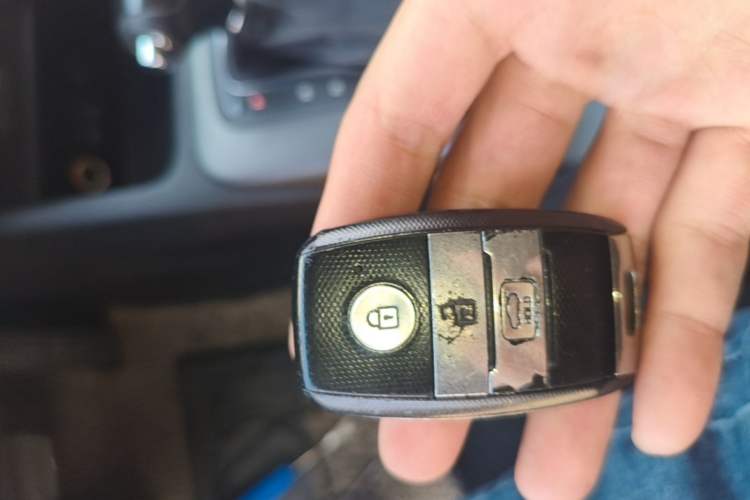 Used Kia K3 2015 1.6L Automatic GLS Vehicle Key