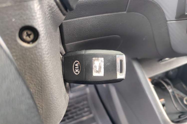 Used Kia K3 2015 1.6L Manual GLS Vehicle Key