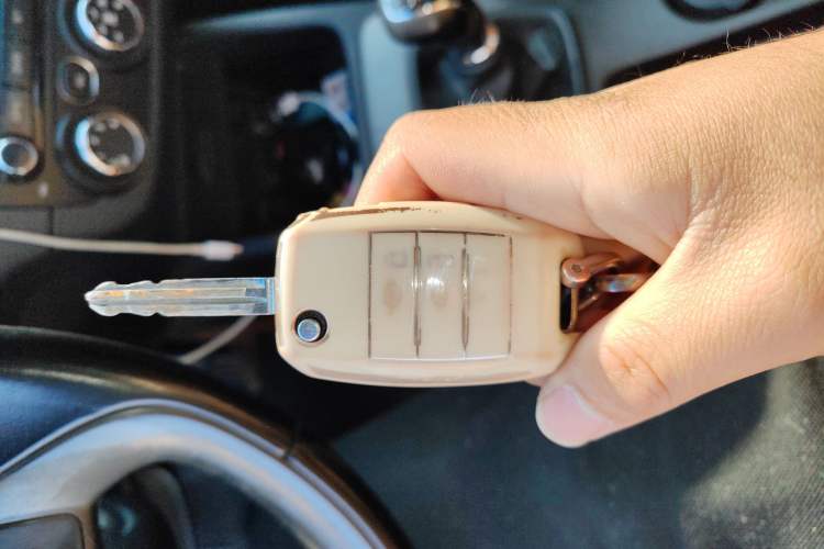 Used Kia K3 2015 1.6L Manual GLS Vehicle Key