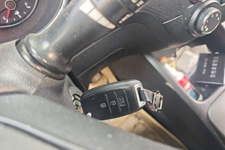 Used Kia K3 2015 1.6L Manual GL Vehicle Key