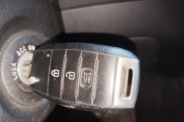Used Kia K3 2015 1.6L Manual GLS Vehicle Key