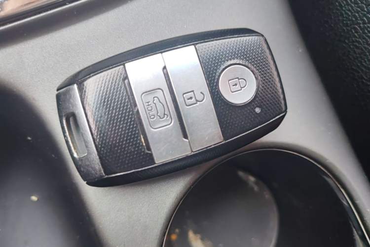 Used Kia K3 2015 1.6L Automatic GLS Vehicle Key