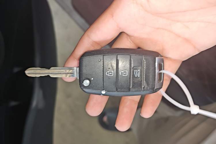 Used Kia K3 2015 1.6L Automatic GL Vehicle Key