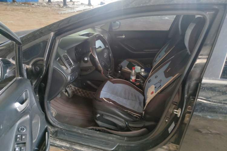 Used Kia K3 2016 1.6L Manual GLS Driver Seat