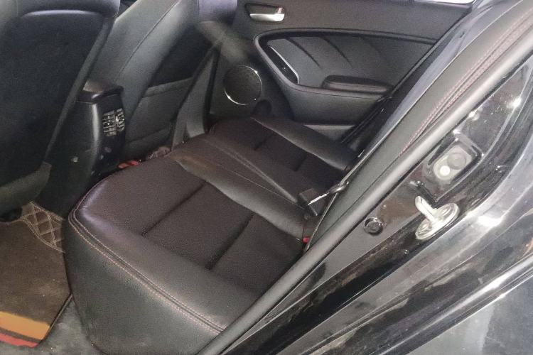 Used Kia K3 2016 1.6L Automatic GLS Interior 1