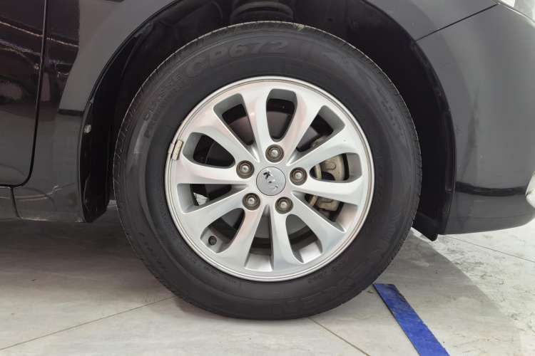 Used Kia K3 2016 1.6L Manual GL Left Front Wheel Hub