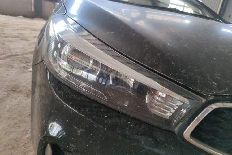 Used Kia K3 2016 1.6L Manual GLS Right Front Headlight