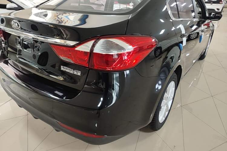 Used Kia K3 2016 1.6L Automatic GL Right Rear Taillight