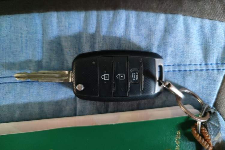Used Kia K3 2016 1.6L Manual GLS Vehicle Key