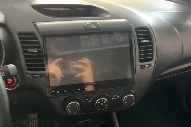 Used Kia K3 2016 1.6L Automatic GLS Audio And AC Panel