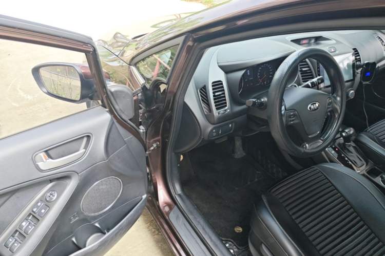 Used Kia K3 2016 1.6L Automatic GLS Driver Seat