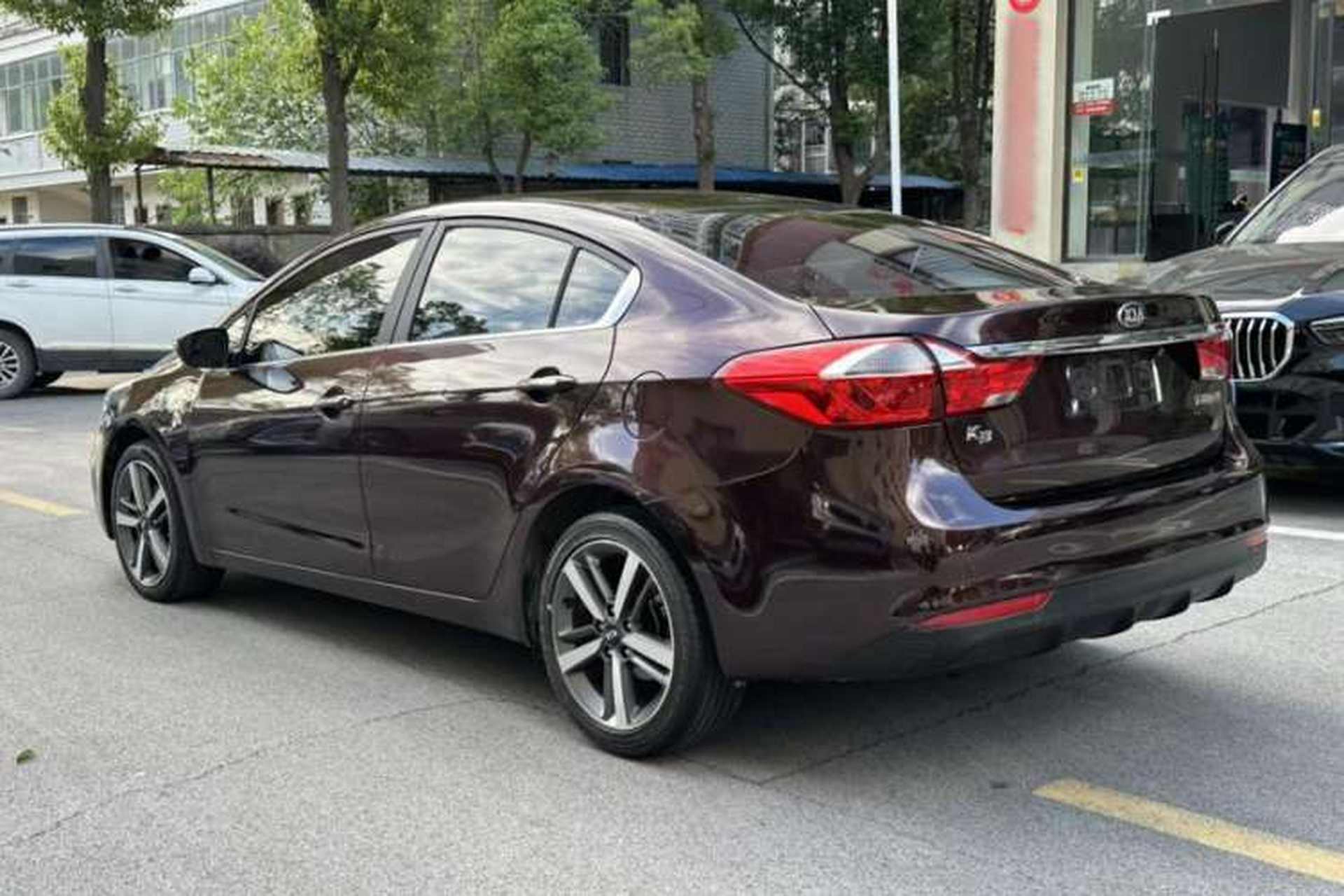Used Kia K3 2016 1.6L Automatic GLS Exterior 3