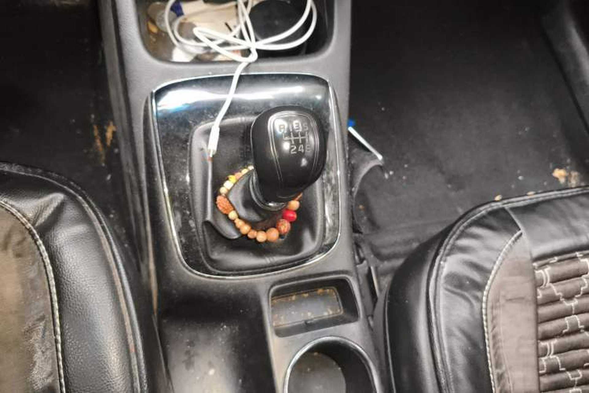 Used Kia K3 2016 1.6L Manual GL Gear Lever