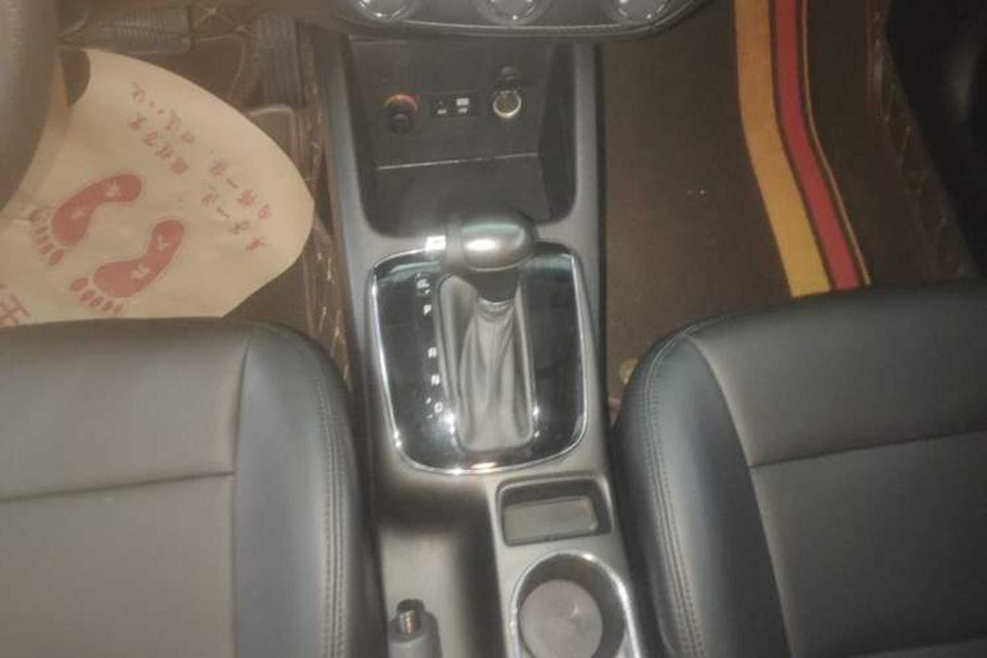 Used Kia K3 2016 1.6L Automatic GL Gear Lever