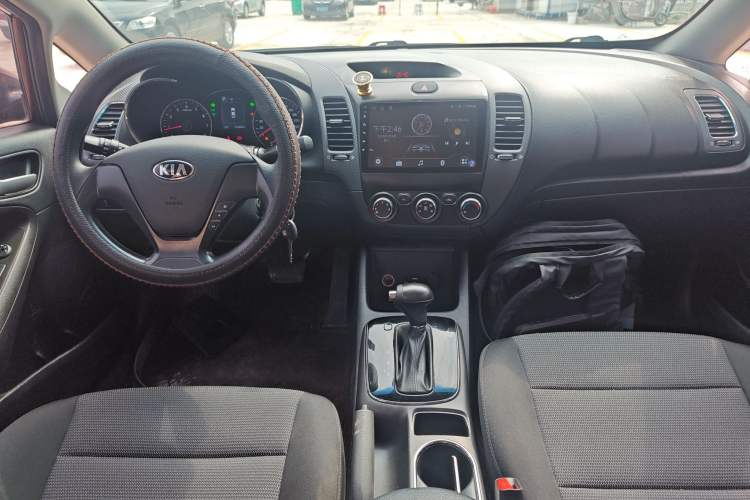 Used Kia K3 2016 1.6L Automatic with Sunroof Interior 2