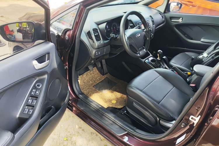 Used Kia K3 2016 1.6L Manual GL Interior 3