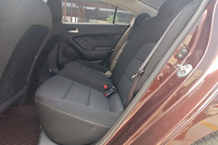 Used Kia K3 2016 1.6L Automatic with Sunroof Interior 4