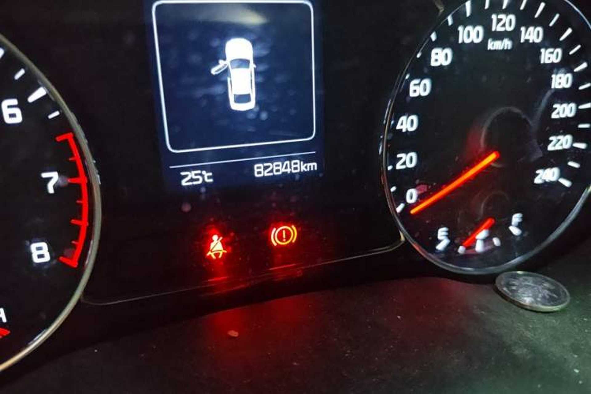 Used Kia K3 2016 1.6L Manual GL Odometer Close Up