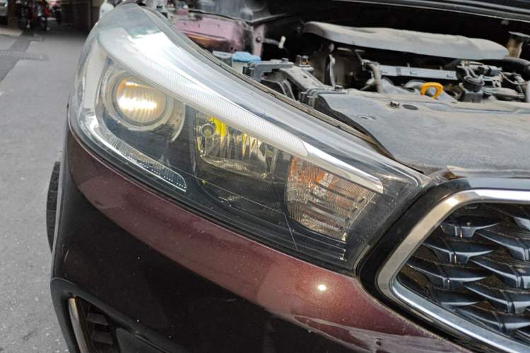 Used Kia K3 2016 1.6L Manual GL Right Front Headlight