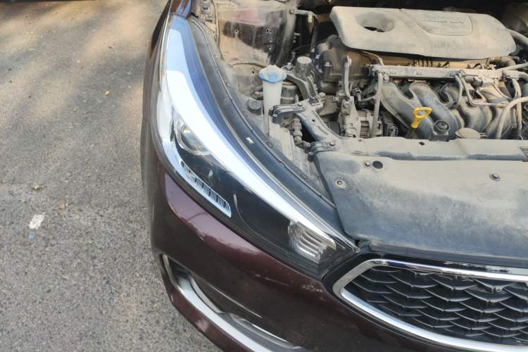 Used Kia K3 2016 1.6L Automatic GL Right Front Headlight