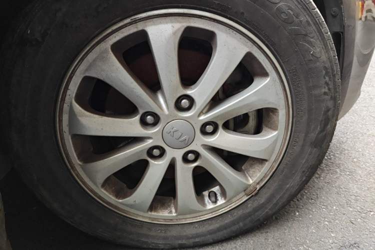 Used Kia K3 2016 1.6L Manual GL Right Front Wheel Hub