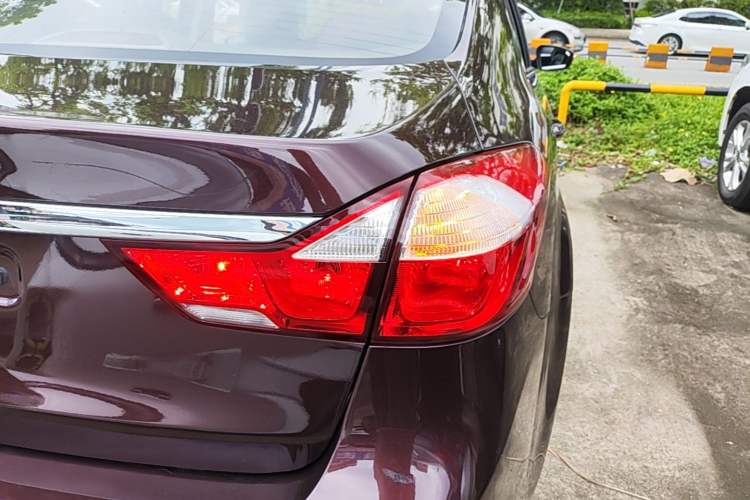 Used Kia K3 2016 1.6L Automatic DLX Right Rear Taillight