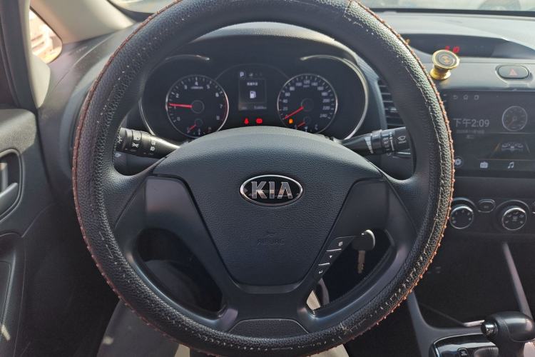 Used Kia K3 2016 1.6L Automatic GL Steering Wheel