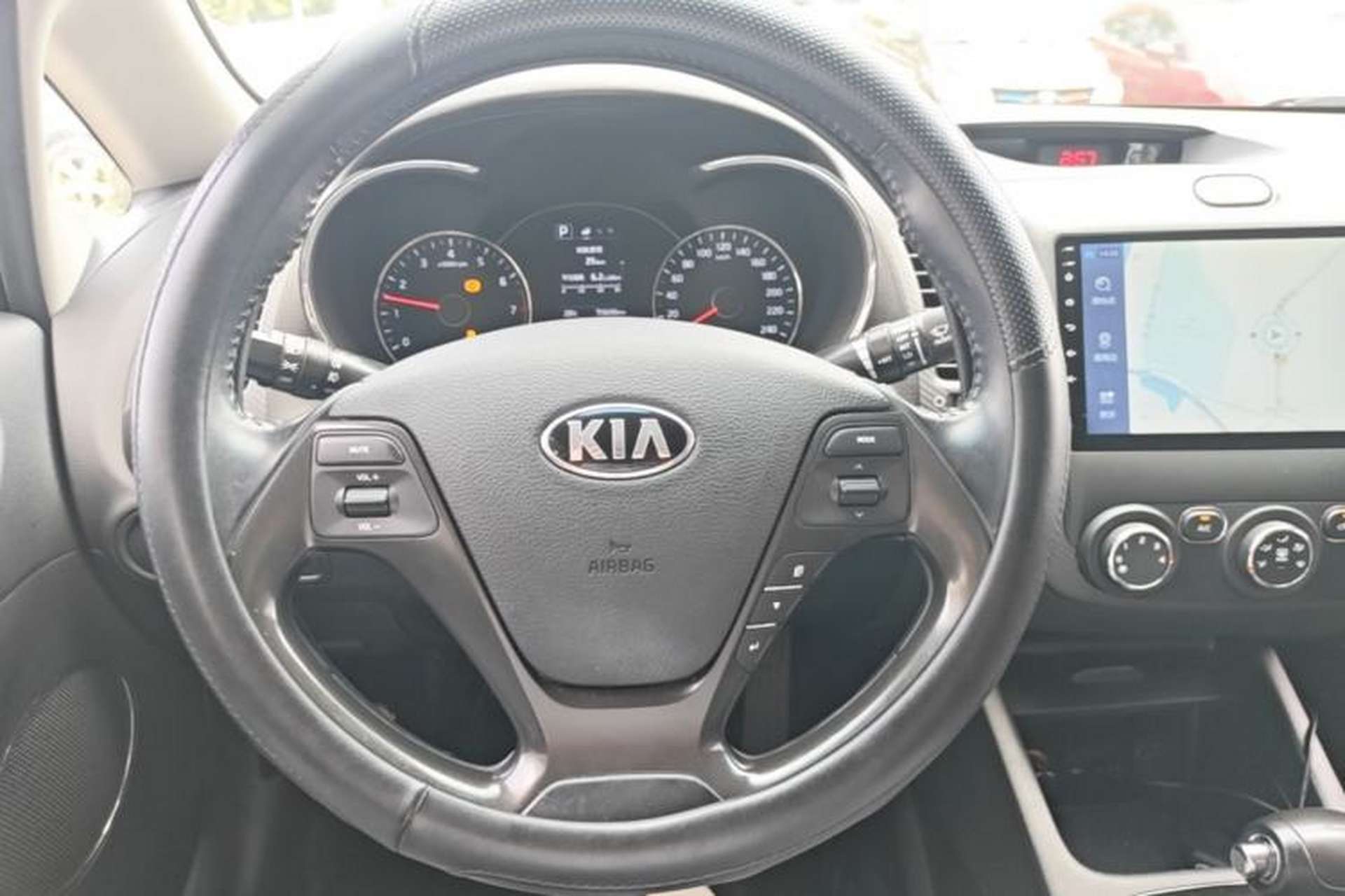 Used Kia K3 2016 1.6L Automatic GLS Steering Wheel