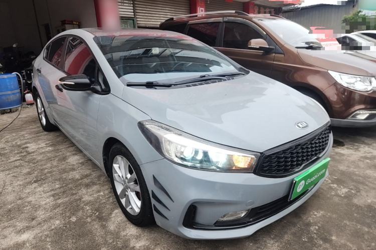 Used Kia K3 2016 1.6L Automatic with Sunroof Front Right 45 Deg