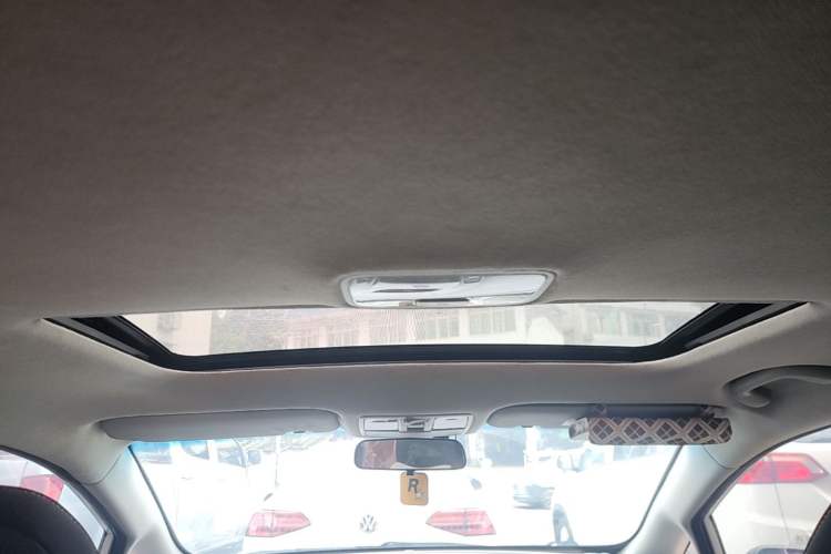Used Kia K3 2016 1.6L Automatic with Sunroof Headliner