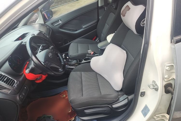 Used Kia K3 2016 1.6L Automatic with Sunroof Left Front Seat