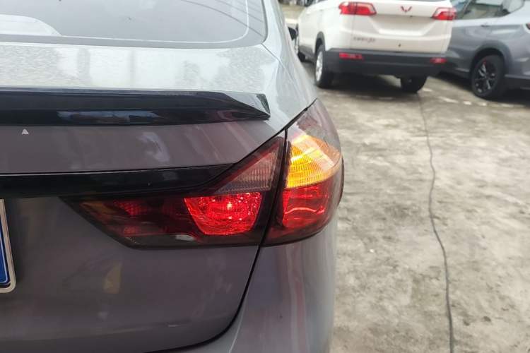 Used Kia K3 2016 1.6L Automatic with Sunroof Right Rear Taillight