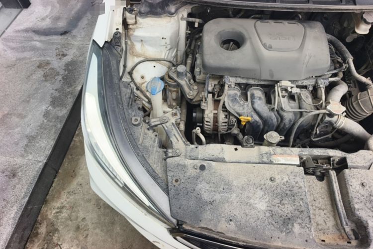 Used Kia K3 2016 1.6L Automatic GLS Engine Bay Right